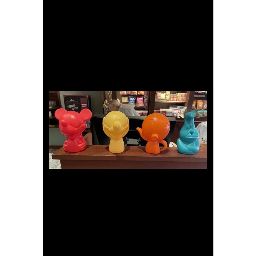 Disney Epcot Flower Garden Festival Prize Set 4 Watering Cans Orange Bird Spike